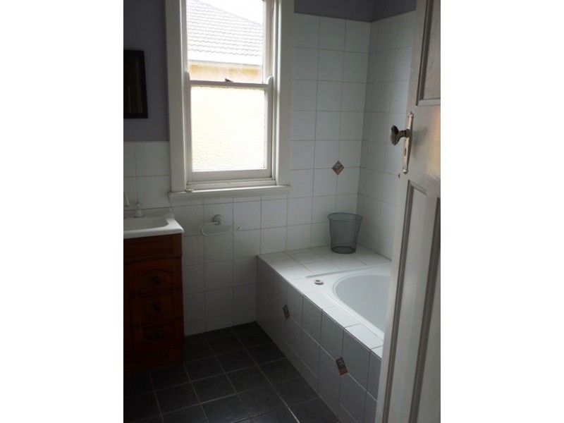 13 High Street, Terang VIC 3264