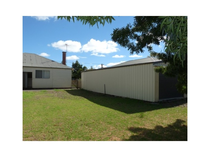 13 High Street, Terang VIC 3264