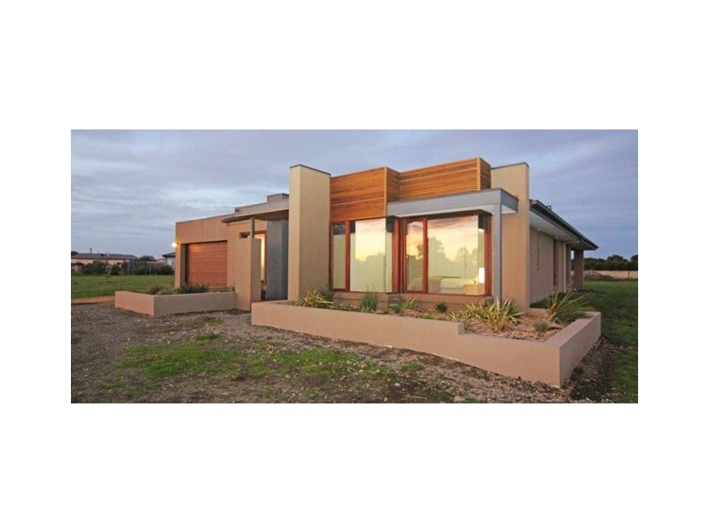 Southern Cross VIC 3283