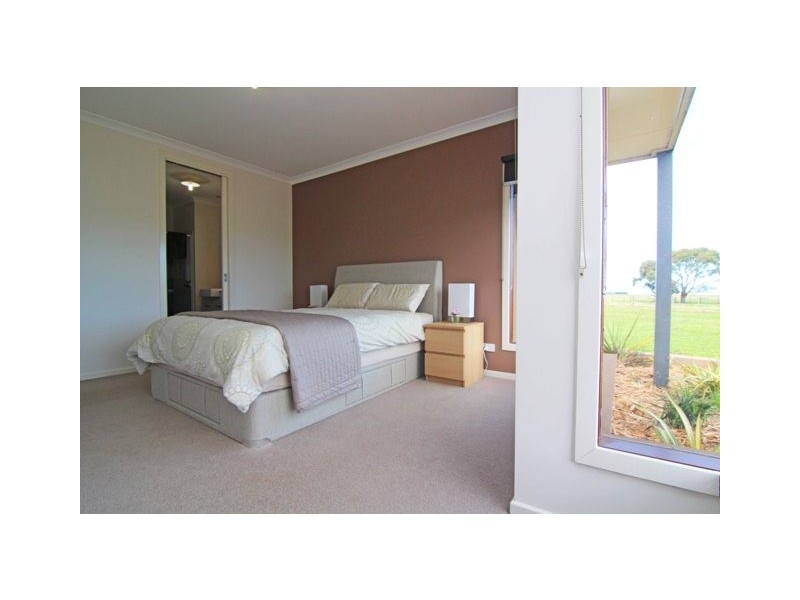 Southern Cross VIC 3283