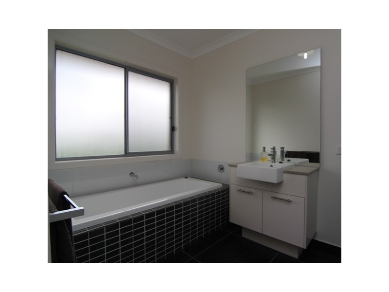 Southern Cross VIC 3283