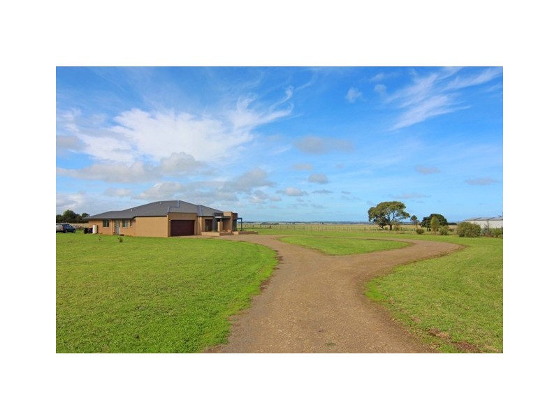 Southern Cross VIC 3283