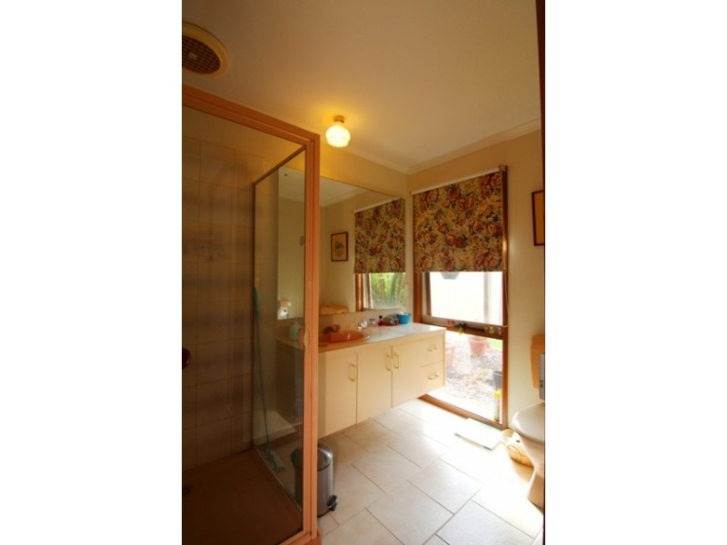 Laang VIC 3265