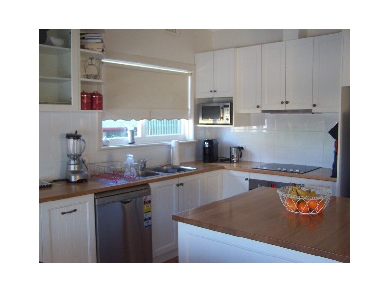 15 Bath Avenue, Warrnambool VIC 3280