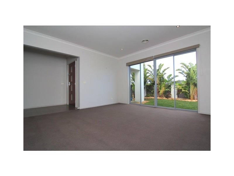 11 Huntingfield Drive, Warrnambool VIC 3280