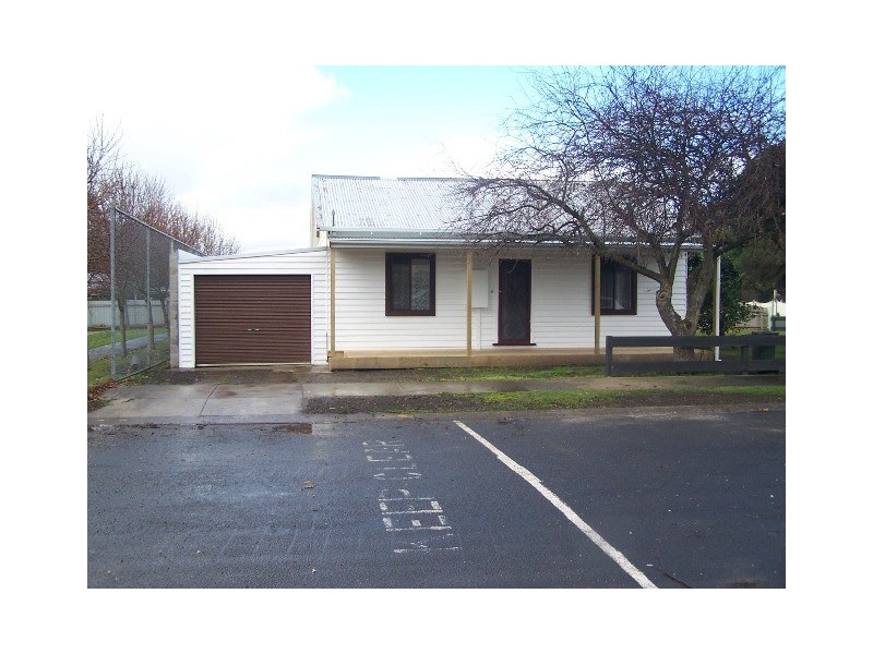8 Frank Street, Allansford VIC 3277
