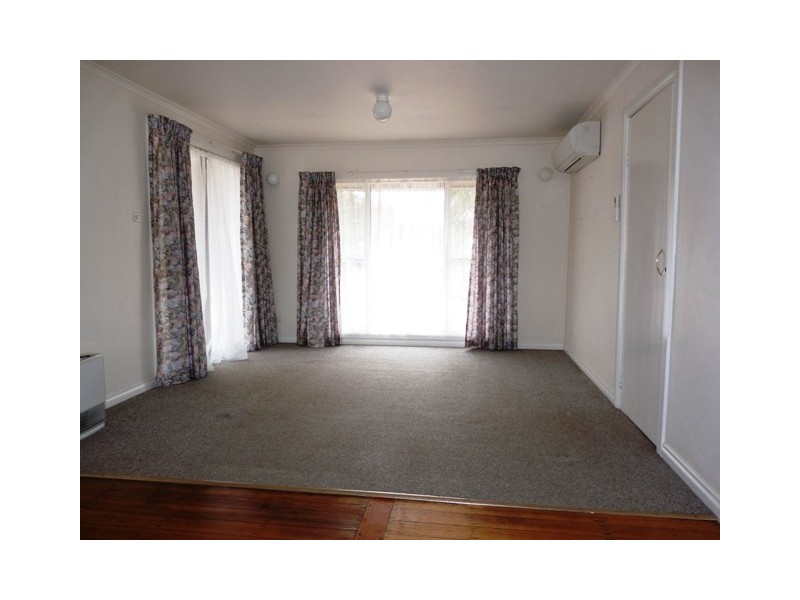 27 Ritchie Street, Caramut VIC 3274