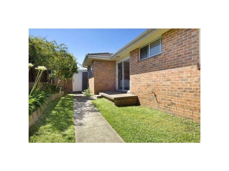 2/15 Monomeeth St, Bexley NSW 2207