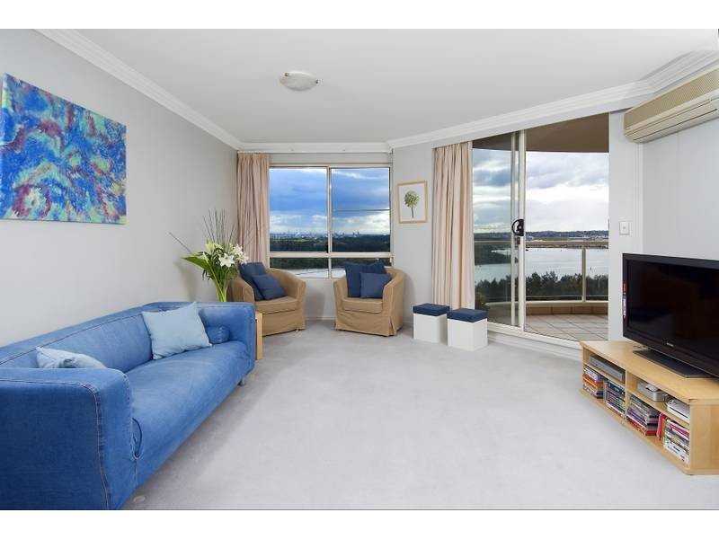 804/8 Wentworth Drive, Liberty Grove NSW 2138