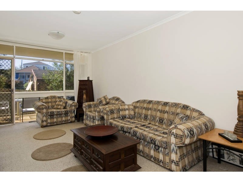 2/62 Carrington Parade, Curl Curl NSW 2096