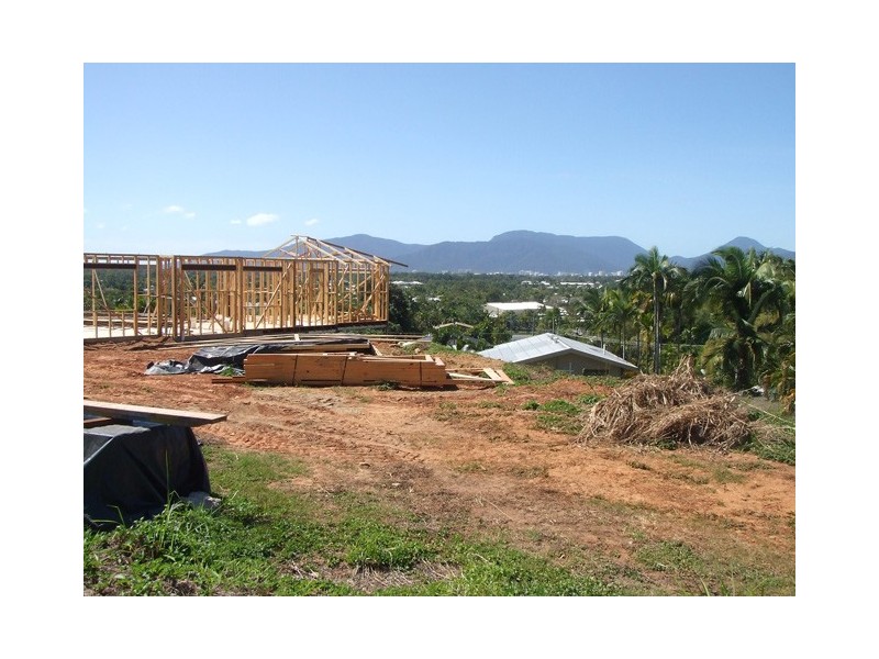 36 Flecker Street, Whitfield QLD 4870