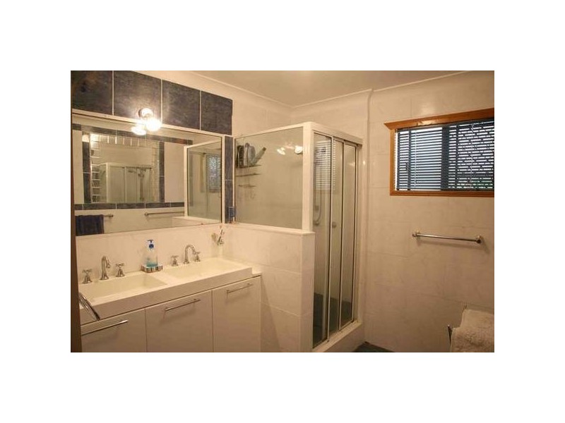 110 Murphy Drive, Glenlee QLD 4711