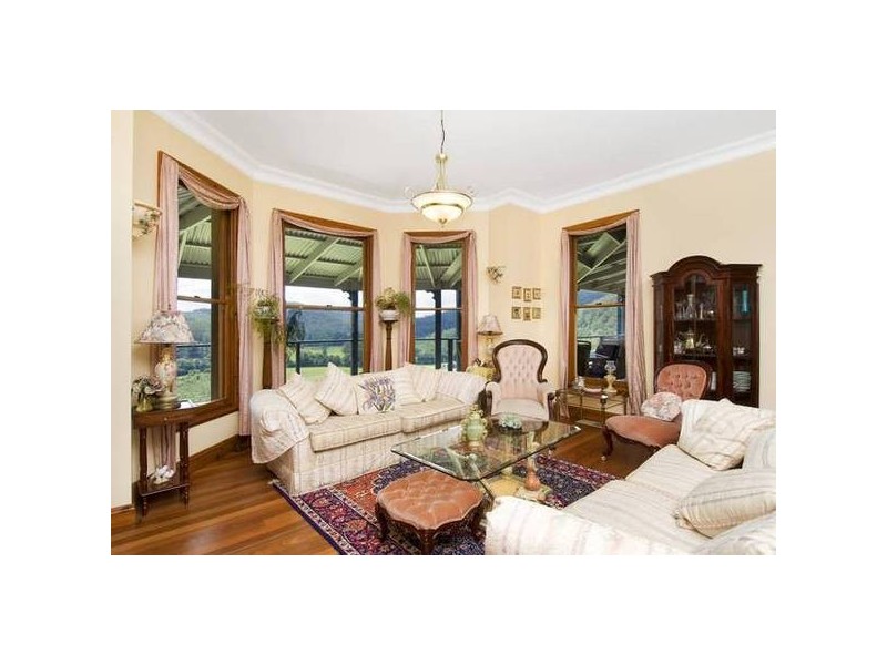 25 Ravensdale Rd, Yarramalong NSW 2259