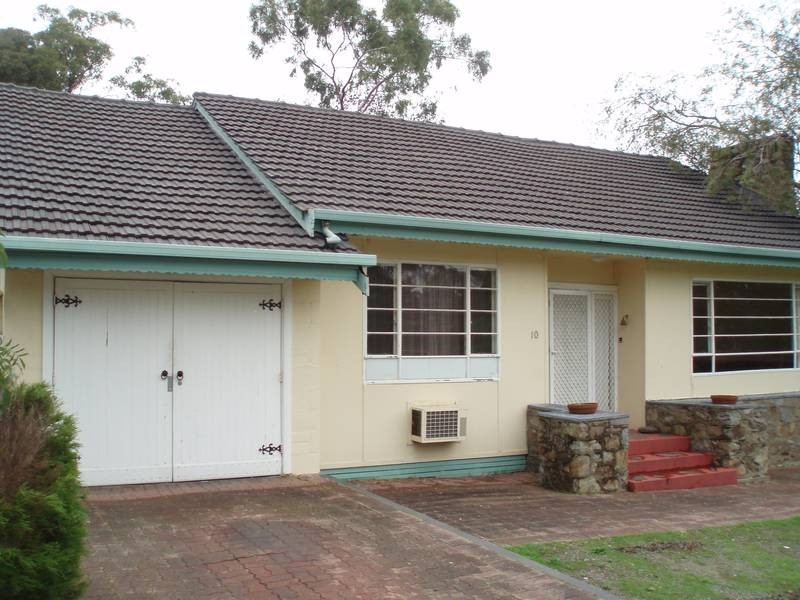 10 Parham Road, Eden Hills SA 5050