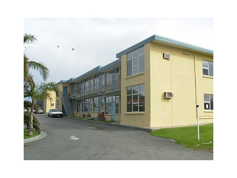 9/11-17 Hindmarsh Road, Victor Harbor SA 5211