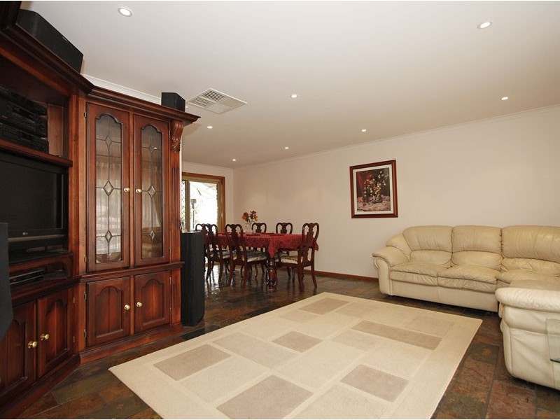 317 Pimpala Road, Woodcroft SA 5162