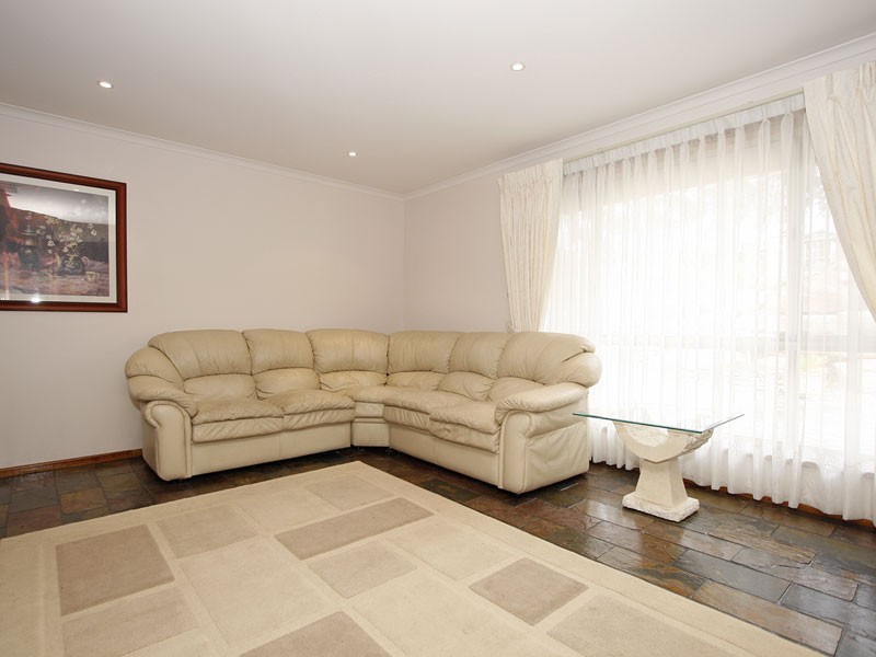 317 Pimpala Road, Woodcroft SA 5162