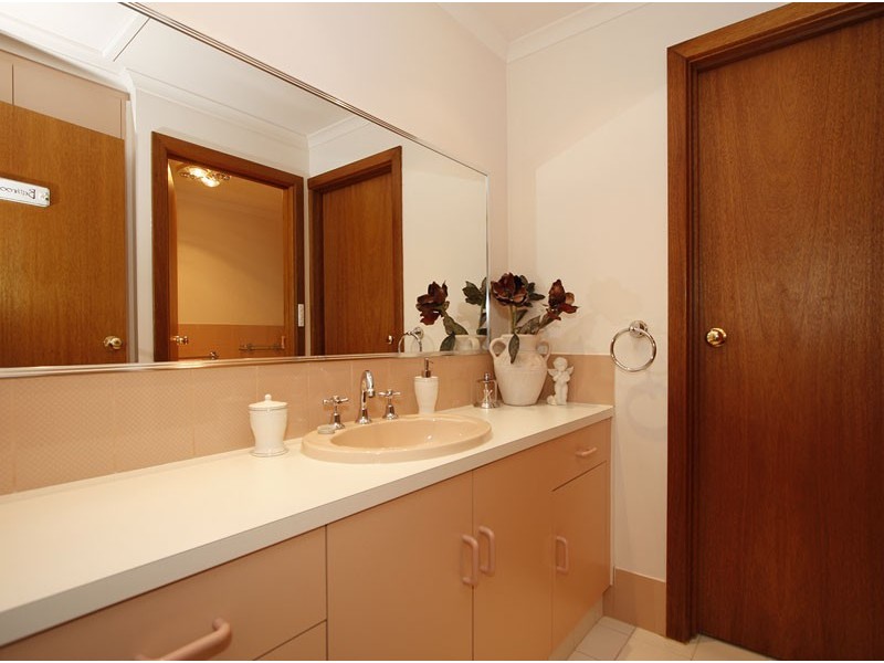 317 Pimpala Road, Woodcroft SA 5162