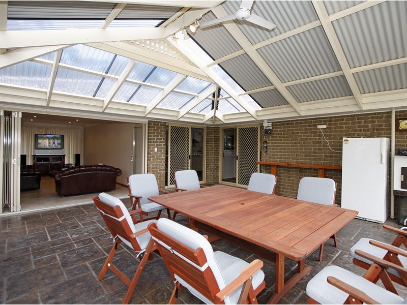 317 Pimpala Road, Woodcroft SA 5162