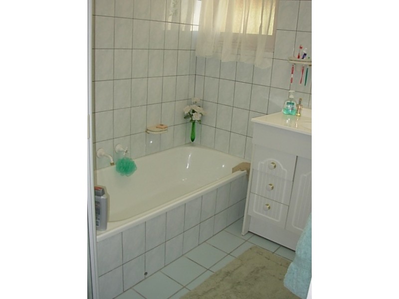 15 Karyn Crescent, Morphett Vale SA 5162