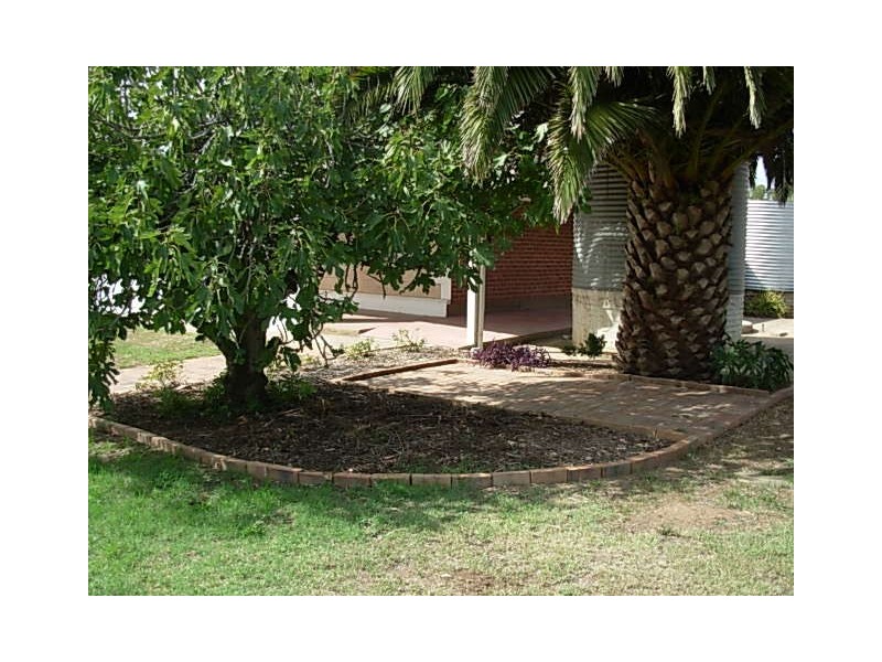 11 Aldinga Road, Willunga SA 5172