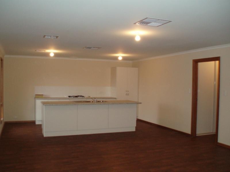 68 Grand Boulevard, Seaford Rise SA 5169