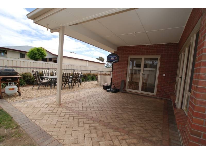 18 Jaguar Avenue, Port Willunga SA 5173