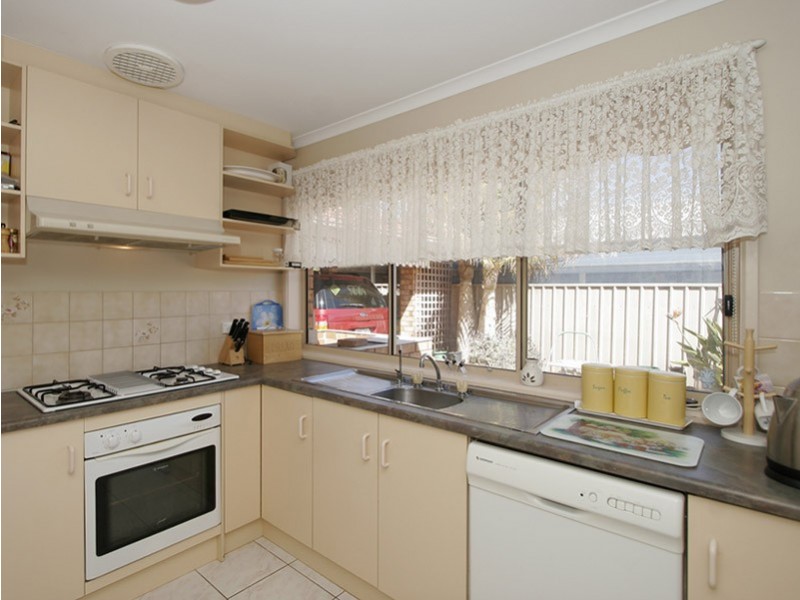 12 Gannet Place, Seaford Rise SA 5169