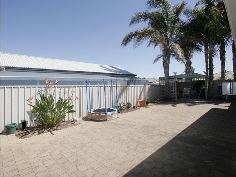 12 Gannet Place, Seaford Rise SA 5169