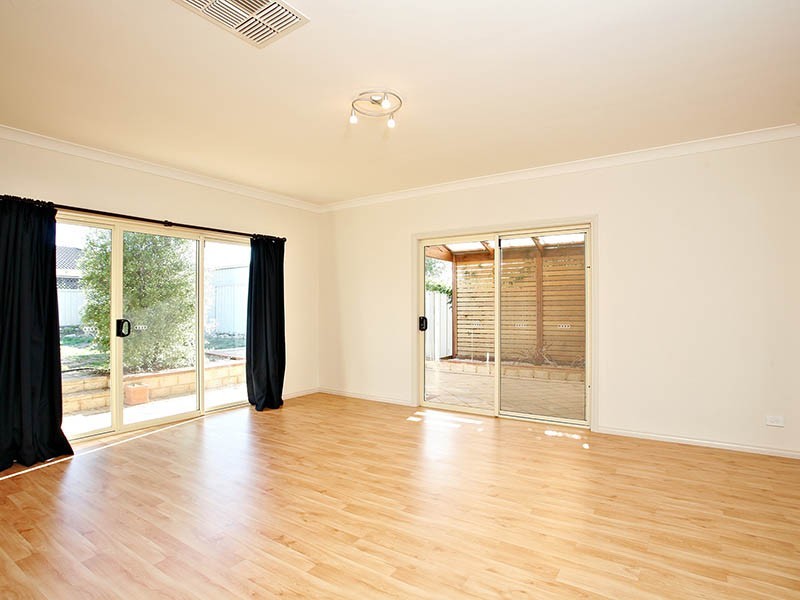 2 Vales Court, Mclaren Vale SA 5171