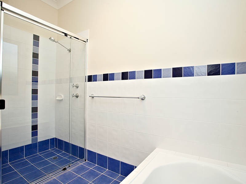 2 Vales Court, Mclaren Vale SA 5171