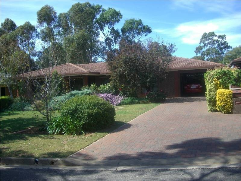 1/2 Lipson Close, Willunga SA 5172