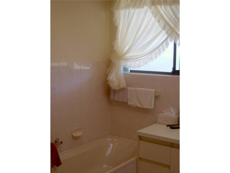 1/2 Lipson Close, Willunga SA 5172