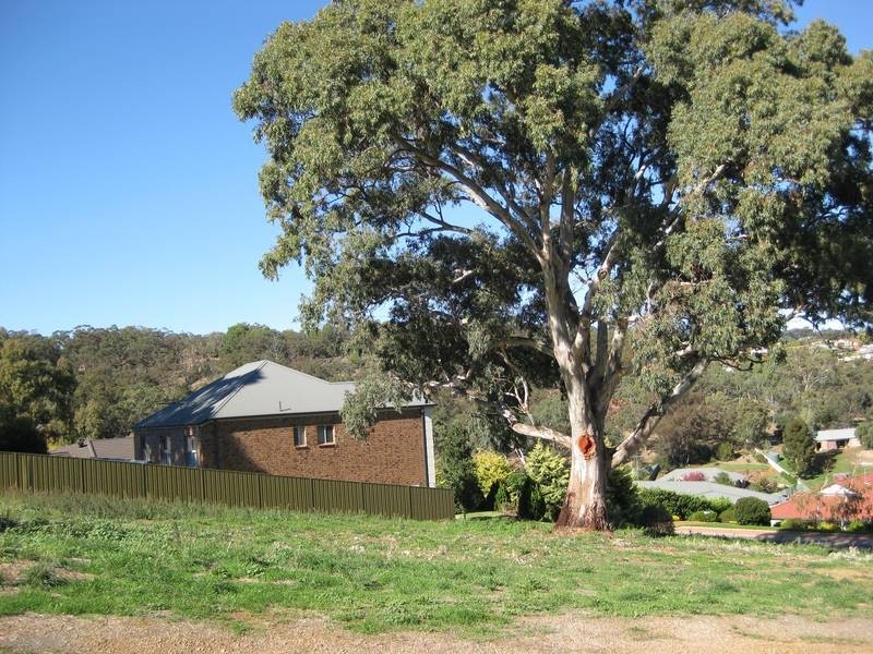 2 The Oaks Parade, Aberfoyle Park SA 5159