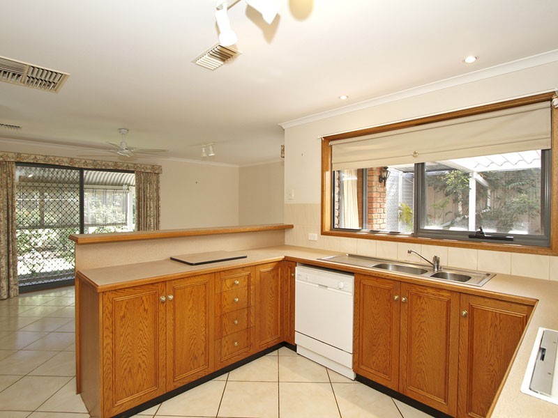 12 Treasure Place, Seaford Rise SA 5169