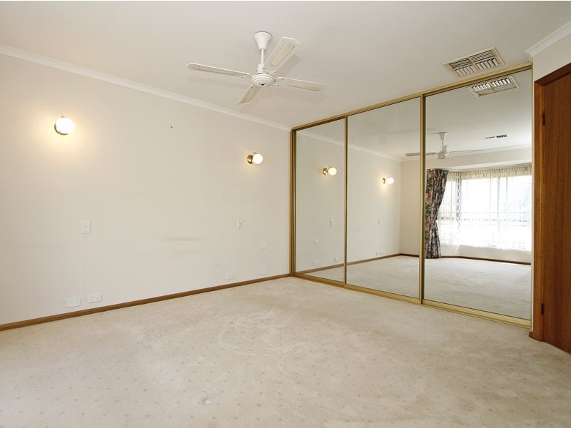 12 Treasure Place, Seaford Rise SA 5169