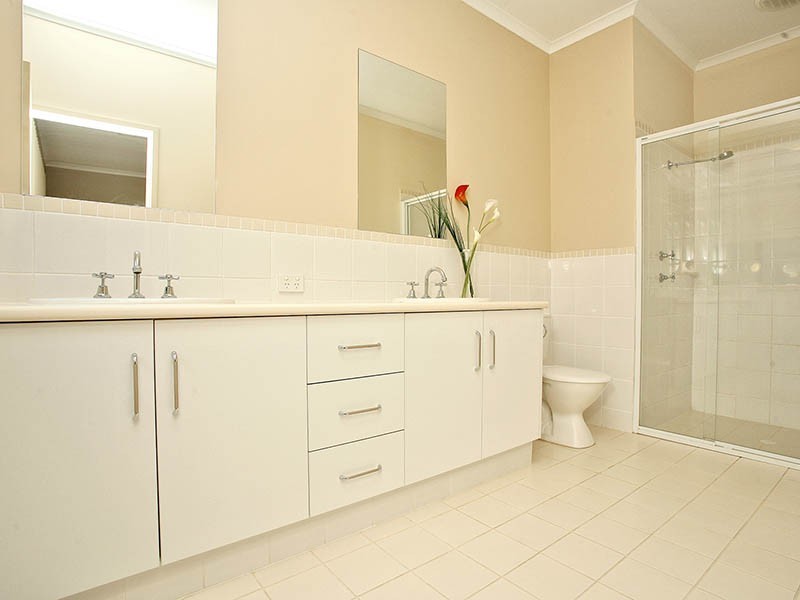 3 Summer Street, Mclaren Flat SA 5171