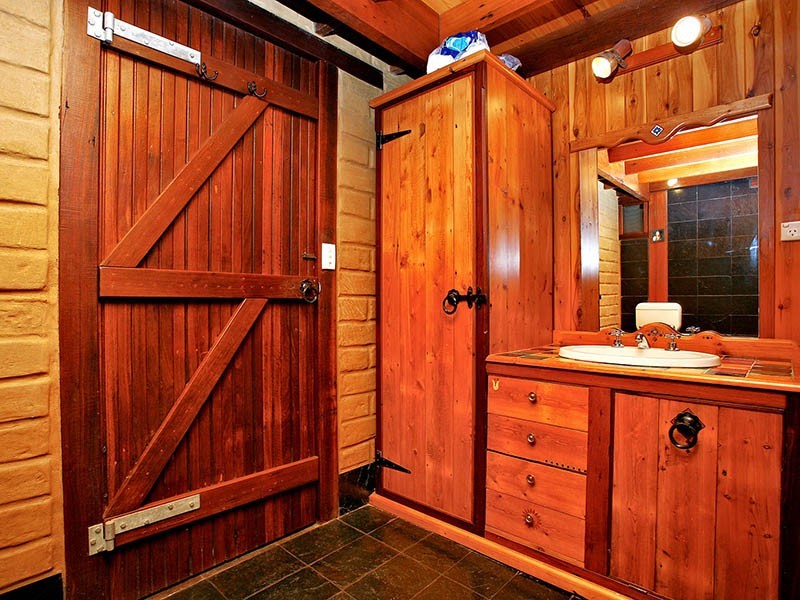 26 The Pines Close, Happy Valley SA 5159