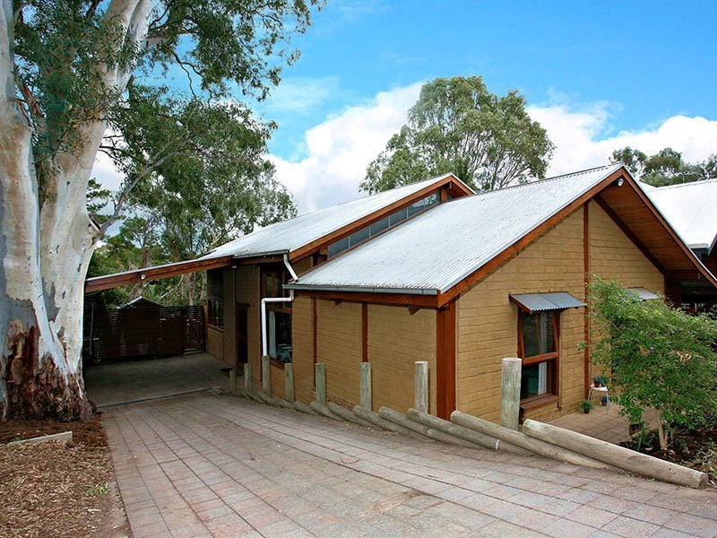 26 The Pines Close, Happy Valley SA 5159