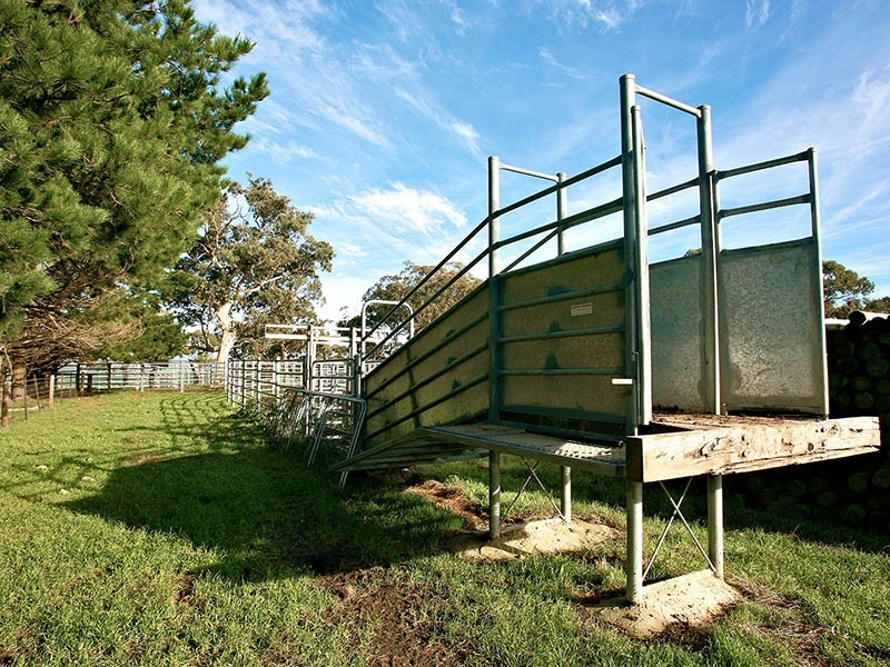 75 & 76 Burns Road, Ashbourne SA 5157