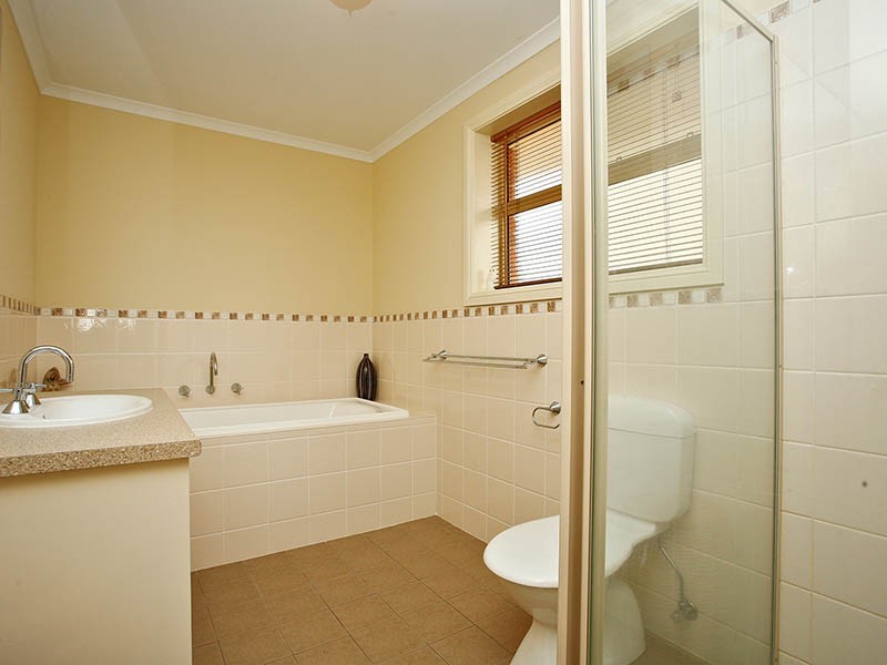 11 Light Place, Mount Compass SA 5210