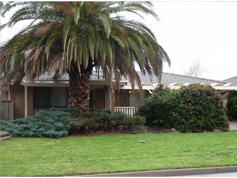 11 Bassett Street, Willunga SA 5172