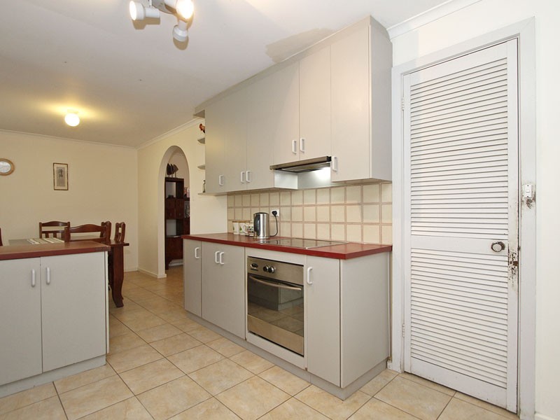 11 Bassett Street, Willunga SA 5172