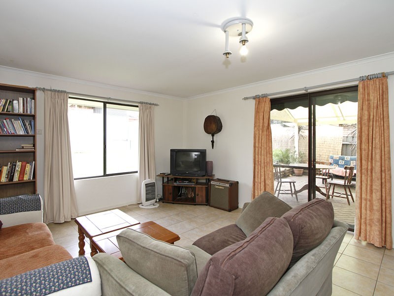 11 Bassett Street, Willunga SA 5172