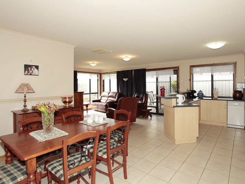 34 Rose Crescent, Mclaren Flat SA 5171
