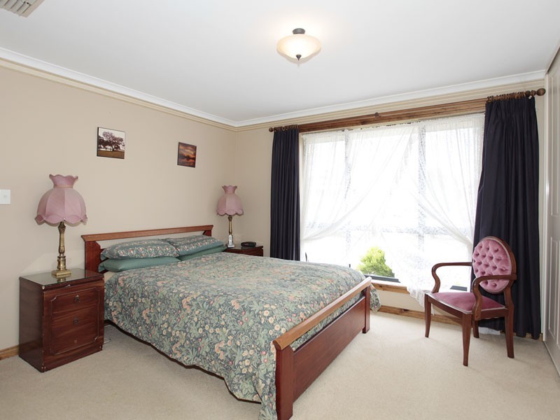 34 Rose Crescent, Mclaren Flat SA 5171