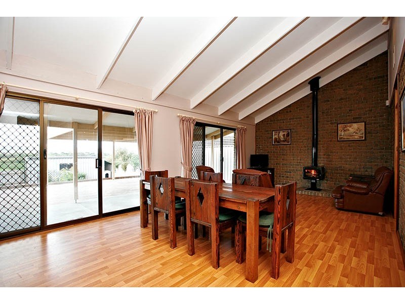 40 Valley View Drive, Mclaren Vale SA 5171