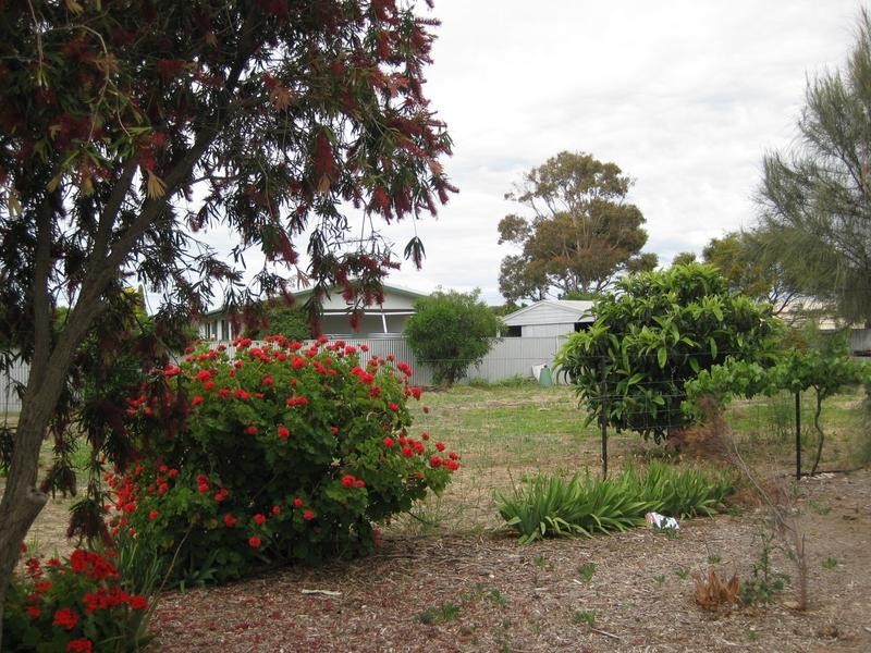 18 Kitto Crescent, Aldinga Beach SA 5173