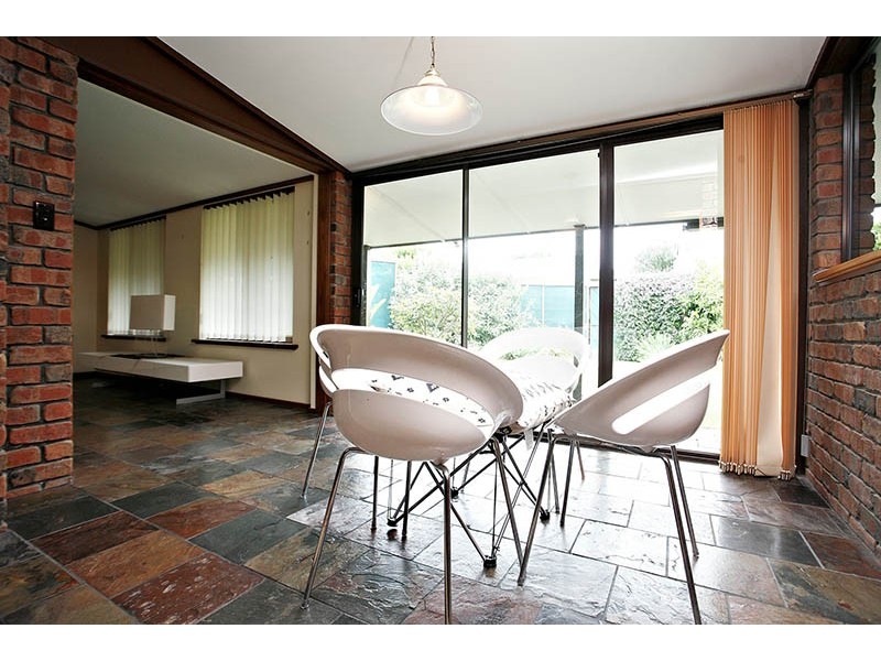 8 Perry Street, Mclaren Vale SA 5171