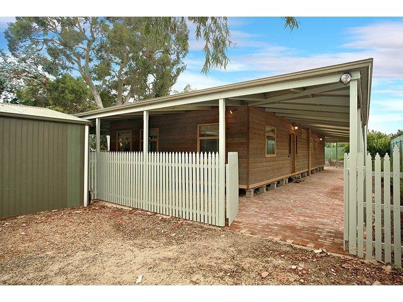 19 High Street, Willunga SA 5172